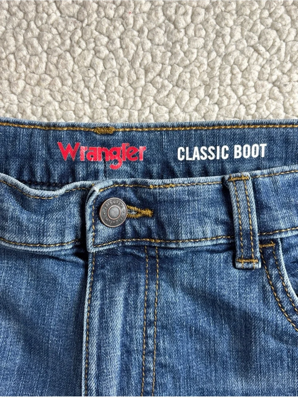 Wrangler Boys Five Star Classic Stretch Bootcut Jean Size 16 Regular Medium Wash